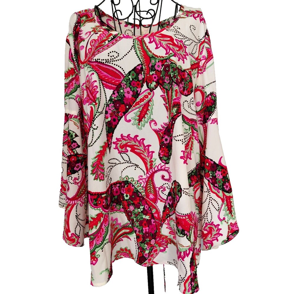NWT Hot in Hollywood Tunic Womens XL Laces up Back Bell Sleeves